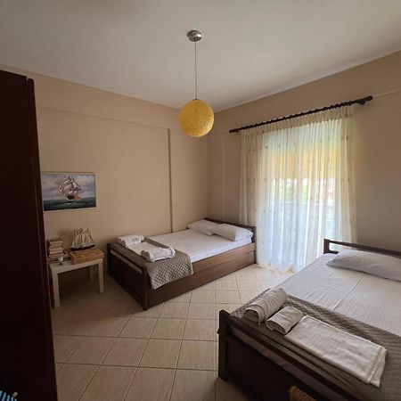 Sea & Sun Retreat Villa เนอาวรัสนา ภายนอก รูปภาพ