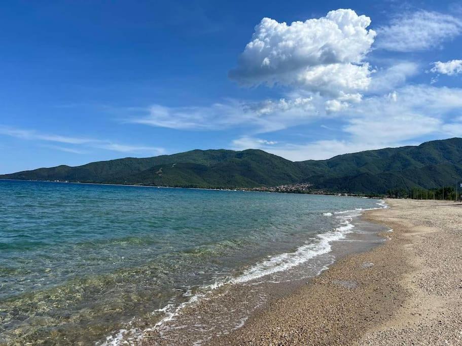 Sea & Sun Retreat Villa เนอาวรัสนา ภายนอก รูปภาพ