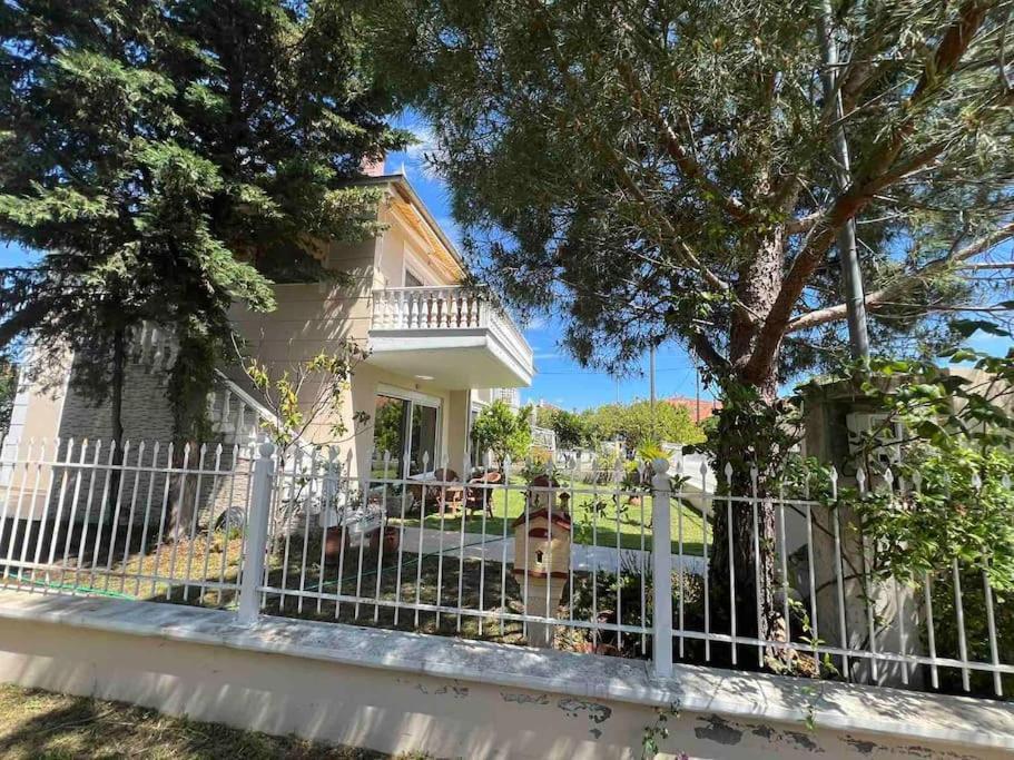 Sea & Sun Retreat Villa เนอาวรัสนา ภายนอก รูปภาพ